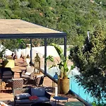 Delle Rose A Luxury Boutique