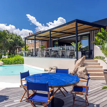 Delle Rose A Luxury Boutique Hotel 4*