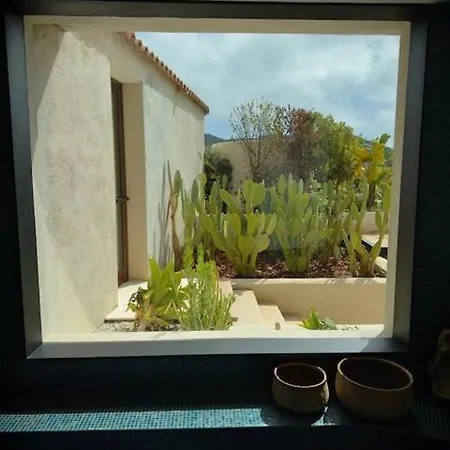 Delle Rose A Luxury Boutique