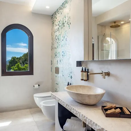 Delle Rose A Luxury Boutique Hotel
