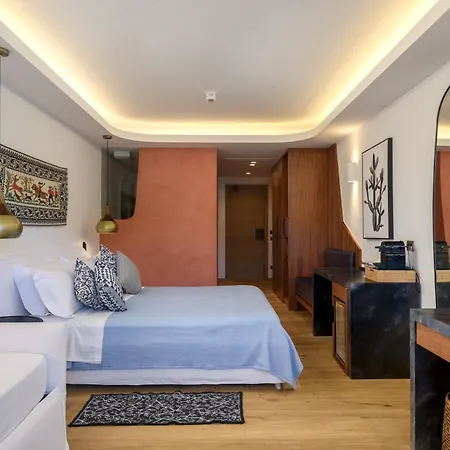 Delle Rose A Luxury Boutique Hotel 4*