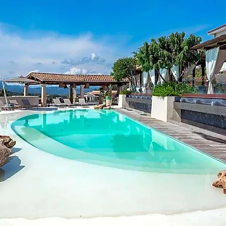 Delle Rose A Luxury Boutique 4*