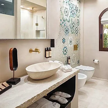 Delle Rose A Luxury Boutique Ξενοδοχείο 4*