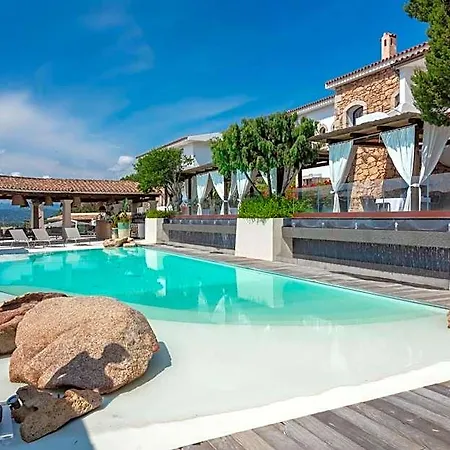 Delle Rose A Luxury Boutique 4*