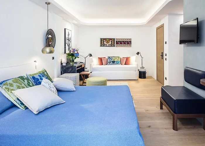 Delle Rose A Luxury Boutique