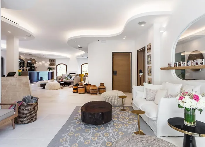 Delle Rose A Luxury Boutique Πόρτο Τσέρβο