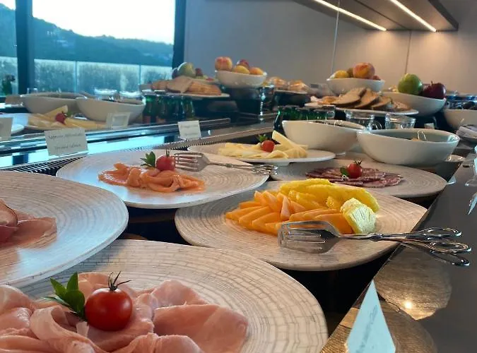 Delle Rose A Luxury Boutique