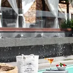 Delle Rose A Luxury Boutique