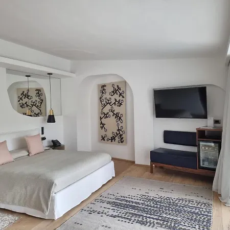Delle Rose A Luxury Boutique 4* Порто-Черво